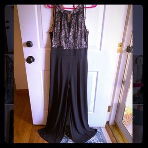 London Times Keyhole Halter Full Length Jumpsuit